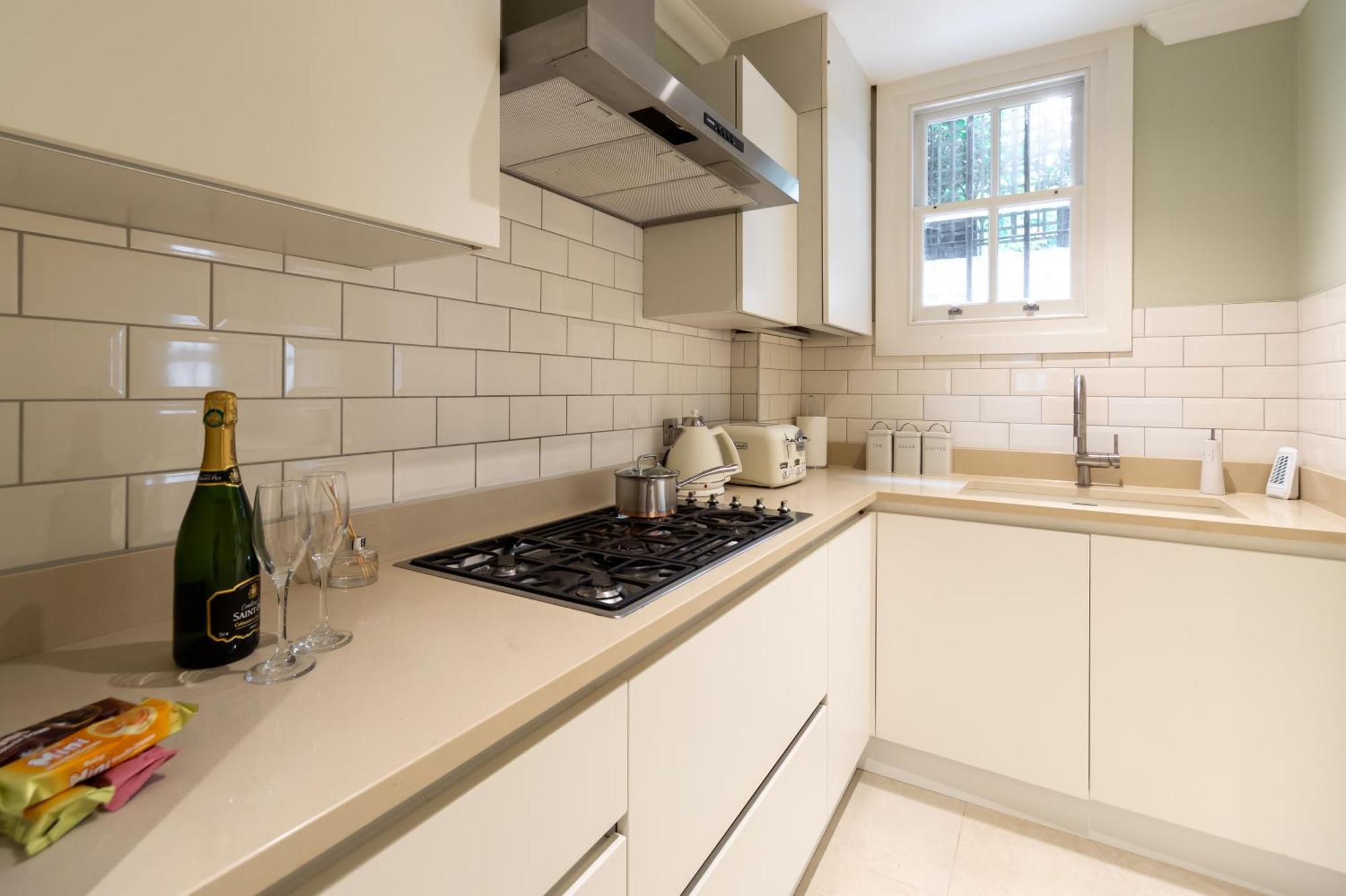 Luxury 3bd 3bth Knightsbridge, South Kensington Apartamento