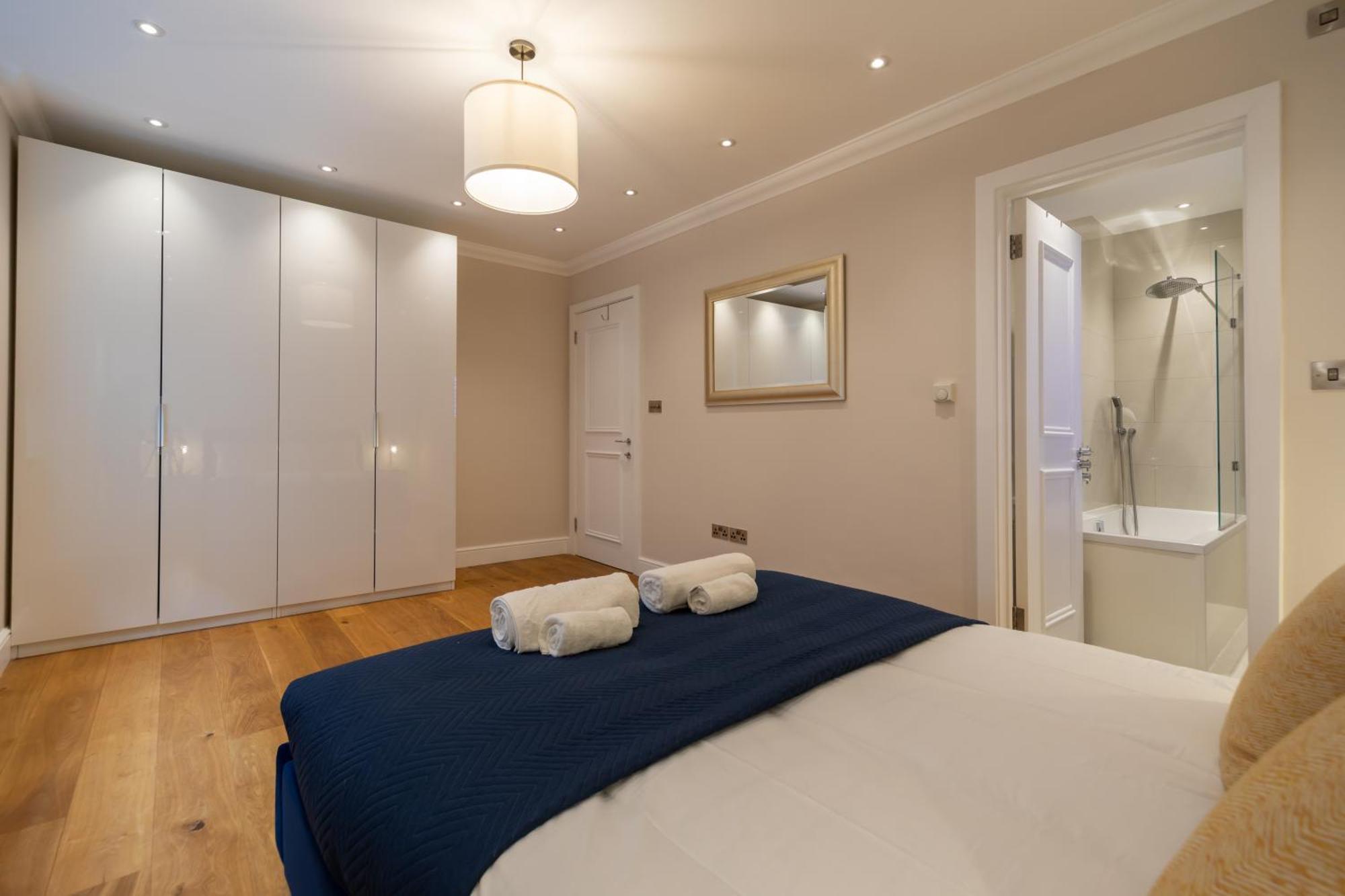 Luxury 3bd 3bth Knightsbridge, South Kensington *